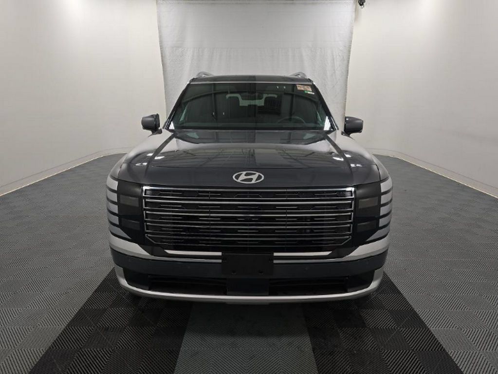 Used 2026 Hyundai Palisade Calligraphy AWD/4WD image 2