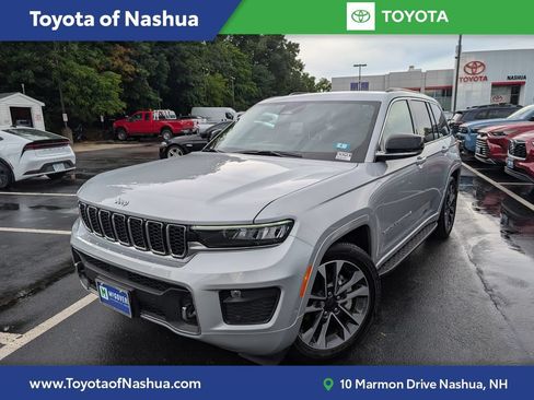 Used 2025 Jeep Grand Cherokee Overland w/ Trailer Tow Package AWD/4WD image 1