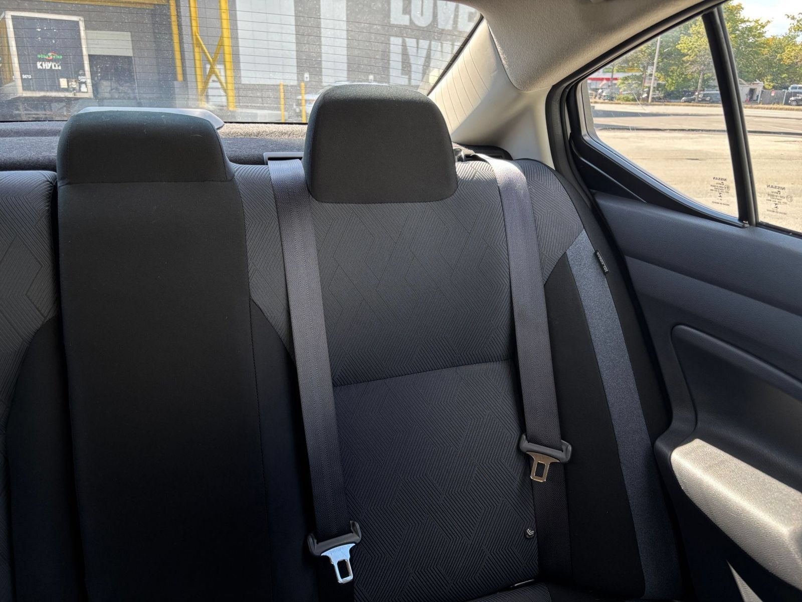Used 2025 Nissan Versa SV FWD image 32