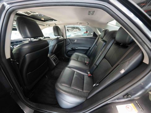 Used 2016 Toyota Avalon Touring FWD image 23