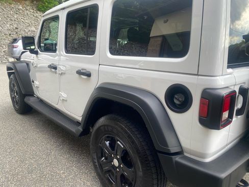 Used 2021 Jeep Wrangler Unlimited Sport w/ Sun And Sound Package AWD/4WD image 35