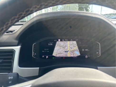 Used 2023 Volkswagen Atlas SEL image 9