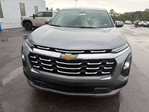 Used 2026 Chevrolet Equinox LT AWD/4WD image 5