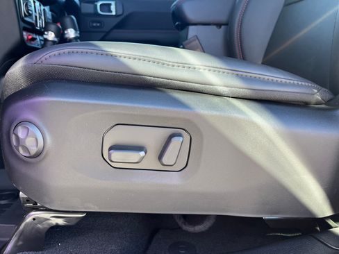 New 2026 Jeep Wrangler Unlimited Rubicon 392 image 13