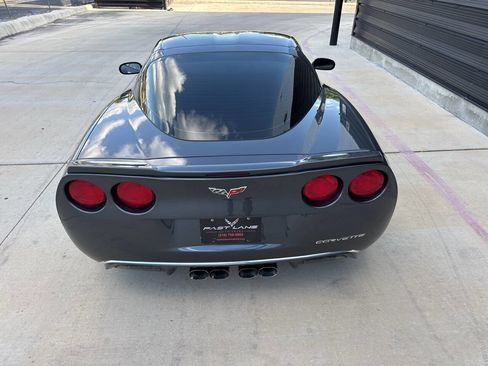 Used 2009 Chevrolet Corvette Z06 w/ Preferred Equipment Group RWD image 23