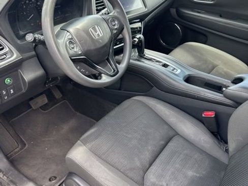 Used 2019 Honda HR-V EX image 11
