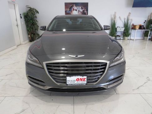 Used 2018 Genesis G80 3.8 RWD image 8