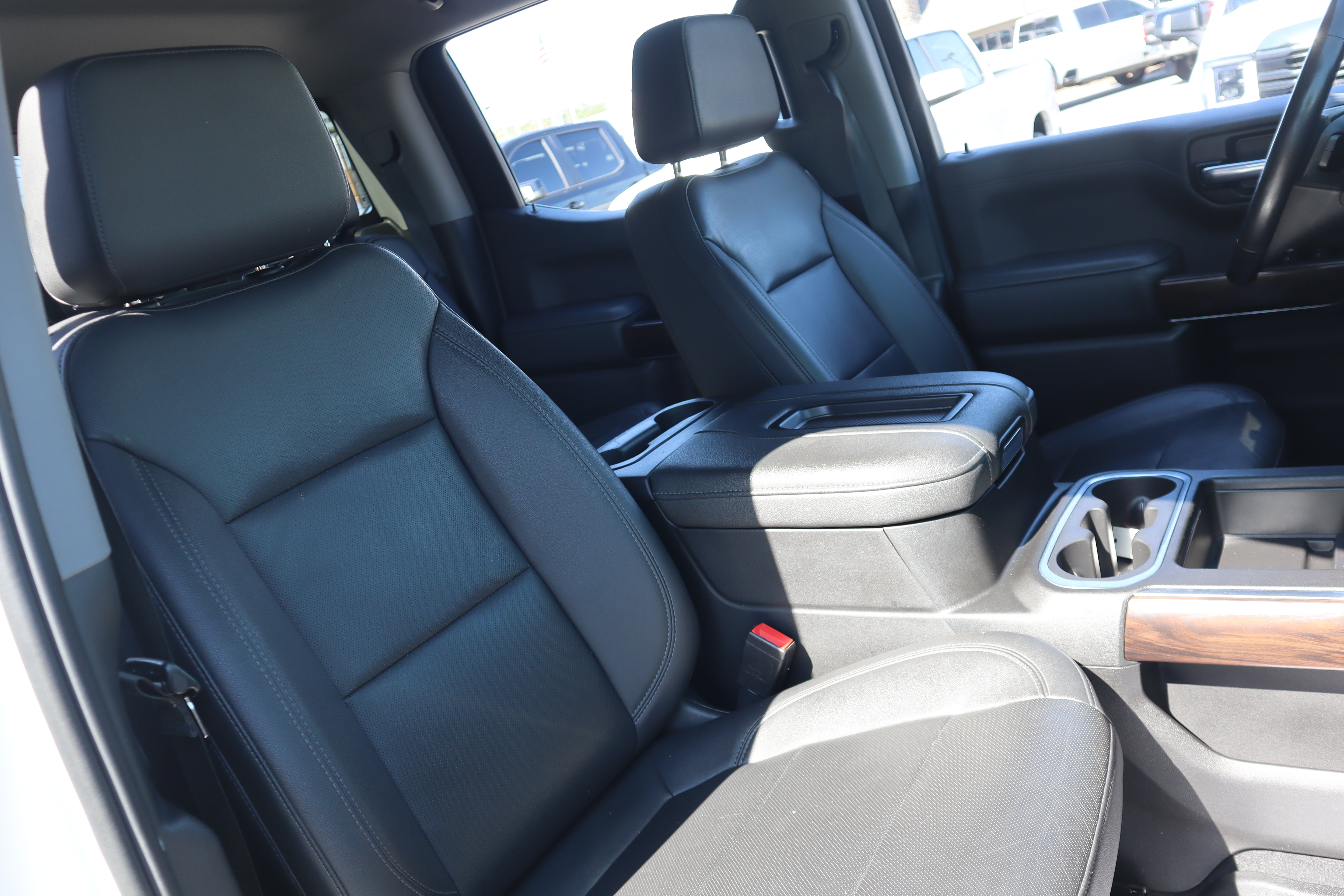 Used 2021 GMC Sierra 1500 SLT w/ SLT Convenience Package AWD/4WD image 40