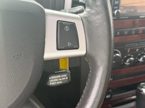 Used 2009 Jeep Grand Cherokee Overland AWD/4WD image 26