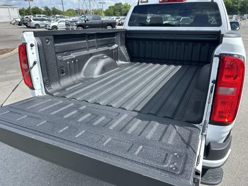 Used 2021 Chevrolet Colorado LT w/ Fleet Safety Package RWD image 19
