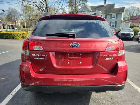 Used 2013 Subaru Outback 2.5i Premium w/ All-Weather Pkg image 4