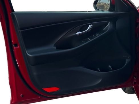 Used 2018 Hyundai Elantra GT Sport w/ Sport Tech Package 04 image 14