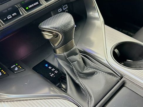 Used 2024 Lexus LX 600 F Sport image 22