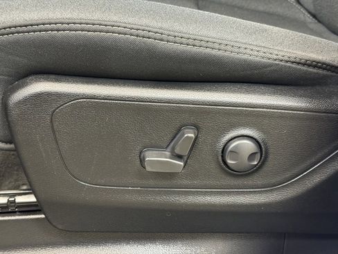 Used 2022 RAM 1500 Big Horn image 11