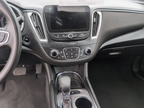 Used 2023 Chevrolet Malibu LT image 14