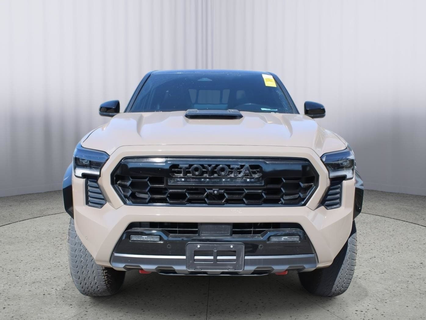Used 2025 Toyota Tacoma TRD Pro w/ Tow Tech Package AWD/4WD image 2