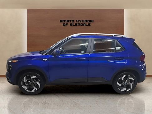 New 2026 Hyundai Venue SEL image 3