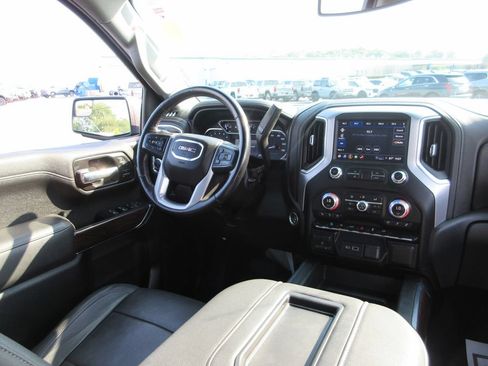 Certified 2021 GMC Sierra 1500 SLT w/ SLT Premium Package AWD/4WD image 28