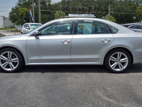 Used 2014 Volkswagen Passat 1.8T SE FWD image 6