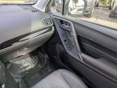Used 2017 Subaru Forester 2.5i Touring image 18