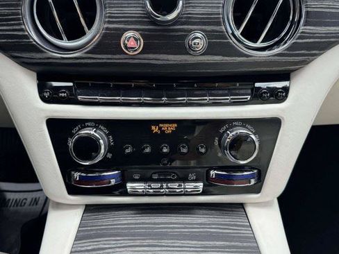 Used 2021 Rolls-Royce Ghost AWD/4WD image 31