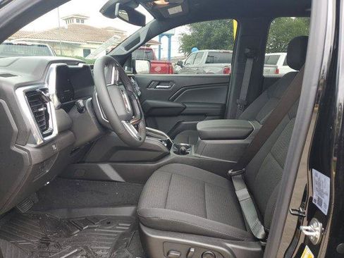 New 2026 GMC Canyon Elevation w/ Convenience Package RWD image 17