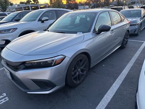 Certified 2024 Honda Civic Sport image 3