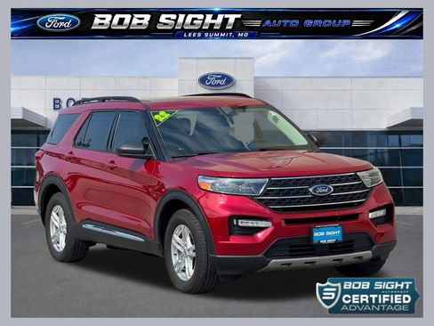 Used 2022 Ford Explorer XLT w/ Equipment Group 202A AWD/4WD image 1