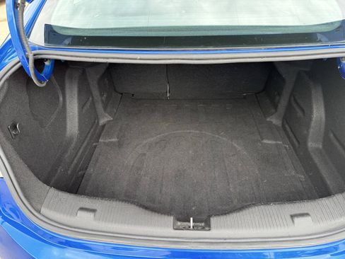 Used 2017 Chevrolet Cruze Premier FWD image 13