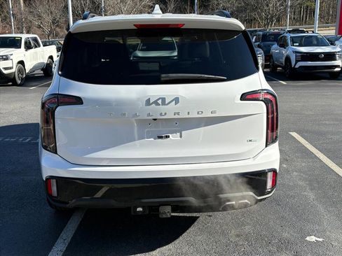Used 2024 Kia Telluride EX X-Line image 5