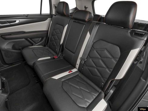 New 2026 Volkswagen Atlas Peak Edition AWD/4WD image 12