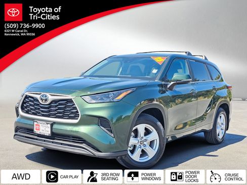 Used 2023 Toyota Highlander L AWD/4WD image 1