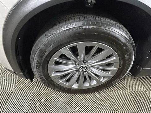 Used 2024 MAZDA CX-90 Plug-In Hybrid w/ Preferred AWD/4WD image 10