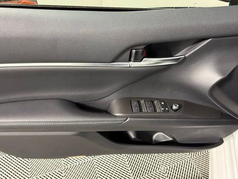 Used 2024 Toyota Camry XSE image 14