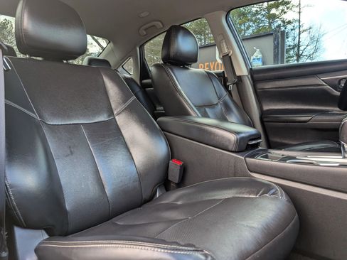Used 2018 Nissan Altima 2.5 SL FWD image 35