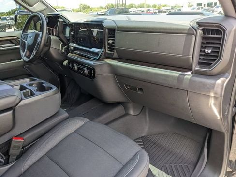 Used 2023 Chevrolet Silverado 1500 LT Trail Boss w/ Protection Package AWD/4WD image 13