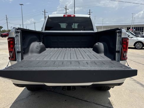 Used 2026 RAM 2500 Big Horn AWD/4WD image 8