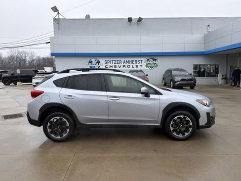 Used 2023 Subaru Crosstrek 2.0i Premium image 11