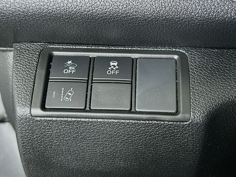 Used 2019 Honda Civic EX image 17