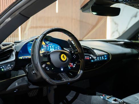 Used 2023 Ferrari SF90 Stradale AWD/4WD image 11