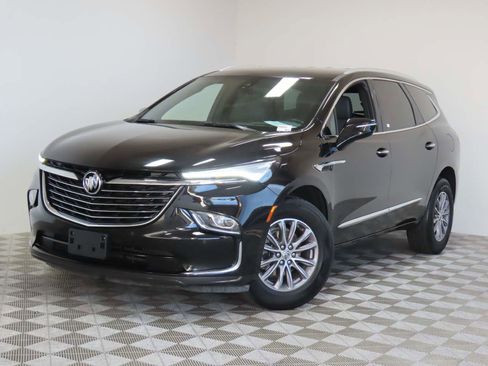 Used 2024 Buick Enclave Premium image 1
