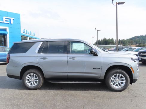 New 2026 Chevrolet Tahoe LS w/ LPO, Dark Essentials Package AWD/4WD image 9