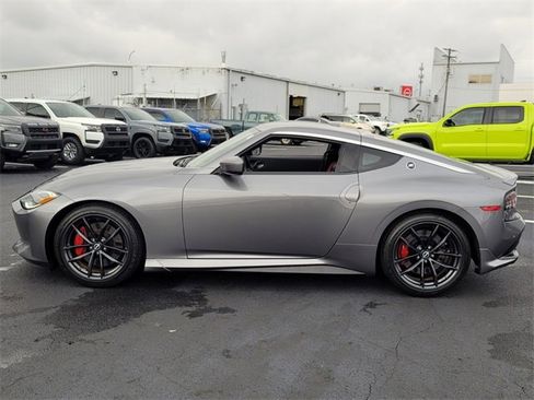 Certified 2024 Nissan Z Performance w/ Floor Mat Package image 6