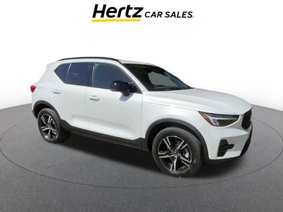 Used 2024 Volvo XC40 B5 Core
