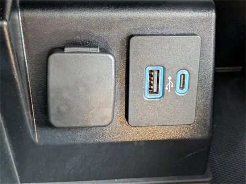 Used 2020 Ford Explorer ST w/ ST Street Pack image 27