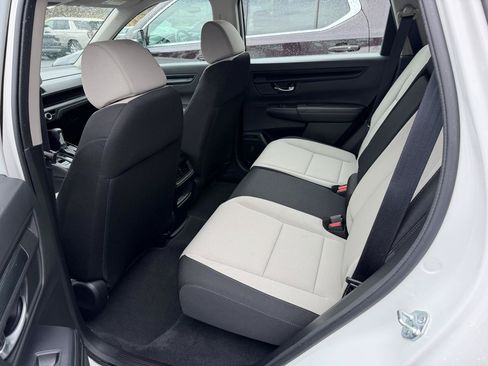Used 2023 Honda CR-V LX image 10