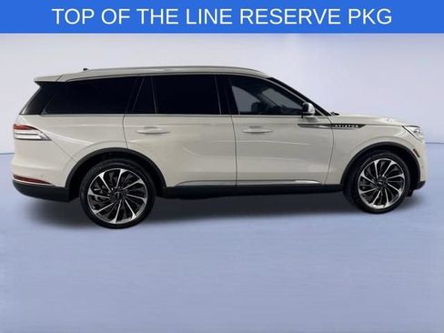 Used 2023 Lincoln Aviator Reserve w/ Equipment Group 201A RWD image 9