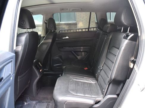 Used 2021 Volkswagen Atlas SEL Premium image 38