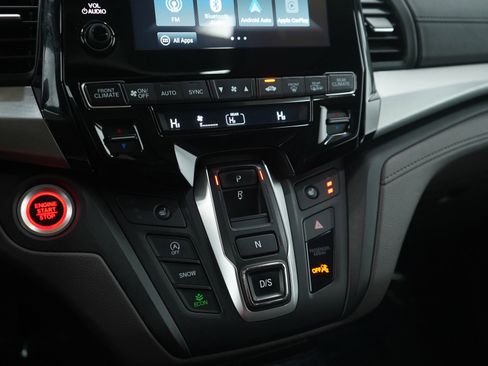 Used 2018 Honda Odyssey Touring image 26