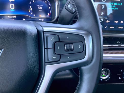 Used 2024 Chevrolet Silverado 1500 LT RWD image 25